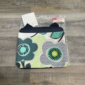 Thirty-One  Oh Snap- Pocket Floral